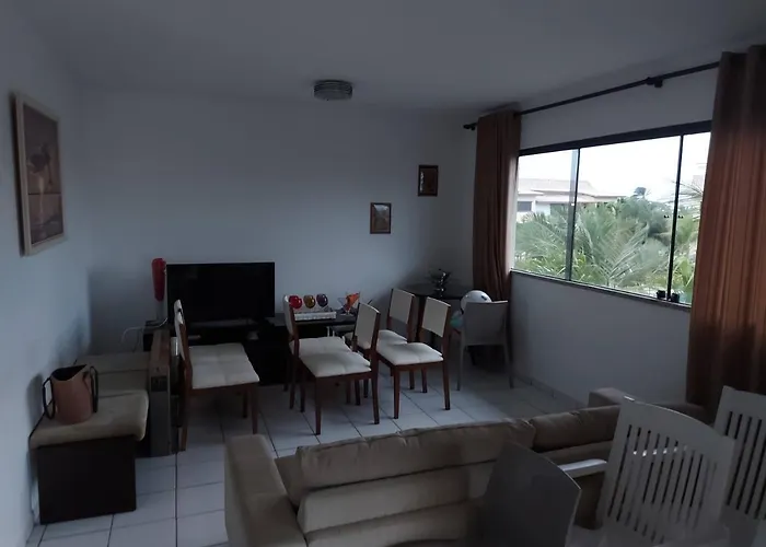 Apartamento em guarajuba 200m da praia