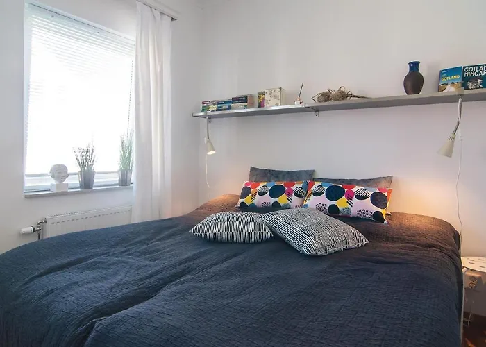 Awesome Apartment In Visby With Kitchen