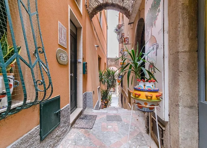 Elegant Apartment In Taormina