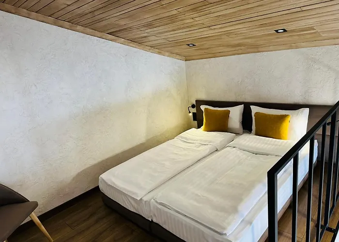 Chalet Crepdechine Hotel