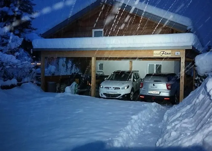 Haus Flua