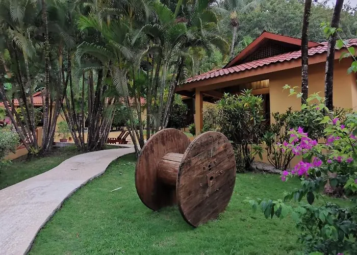 Hotel Ritmo Tropical - Pool And Breakfast