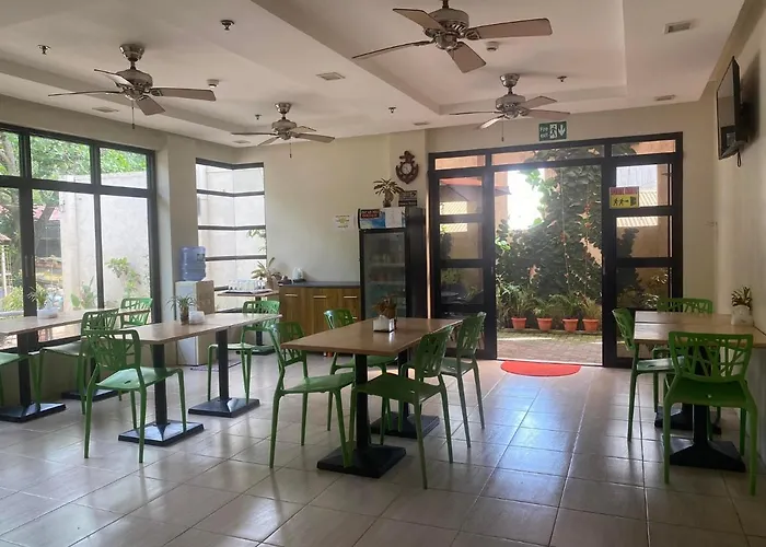 Coron Visitors Hotel