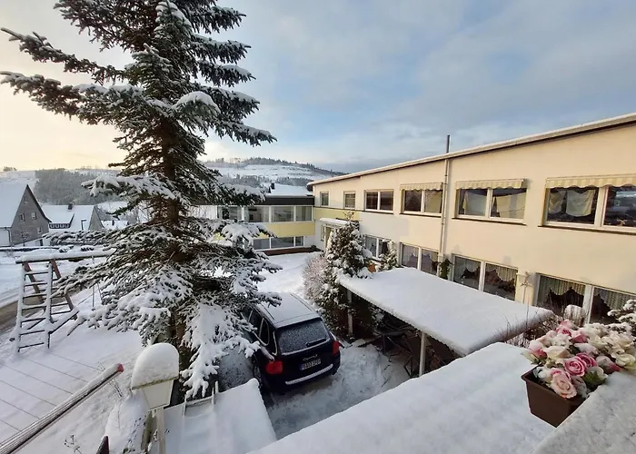 Berghotel Natura Bed & Breakfast