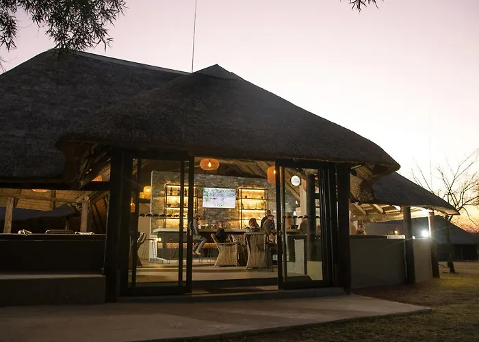 Mongena Private Game Lodge
