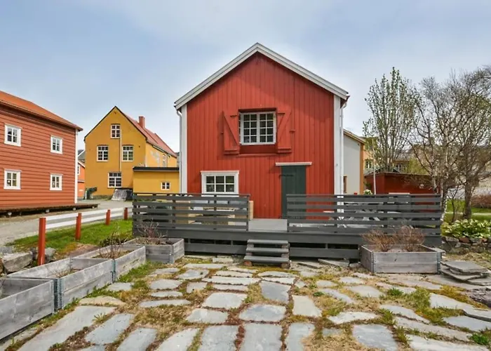 Sjogata Riverside Rental And Salmon Fishing