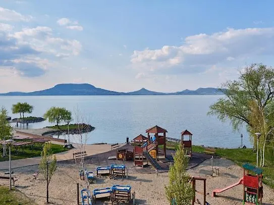 Strand Apartmanok