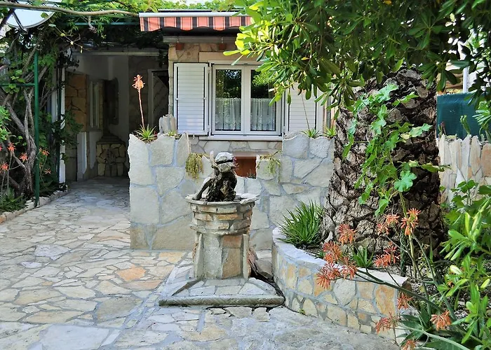 Apartments Kaktus Orebic