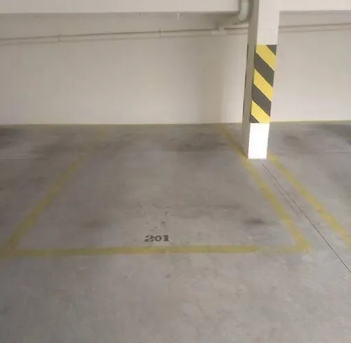 Apto 1o andar novo 2 Dorm - próximo ao centro