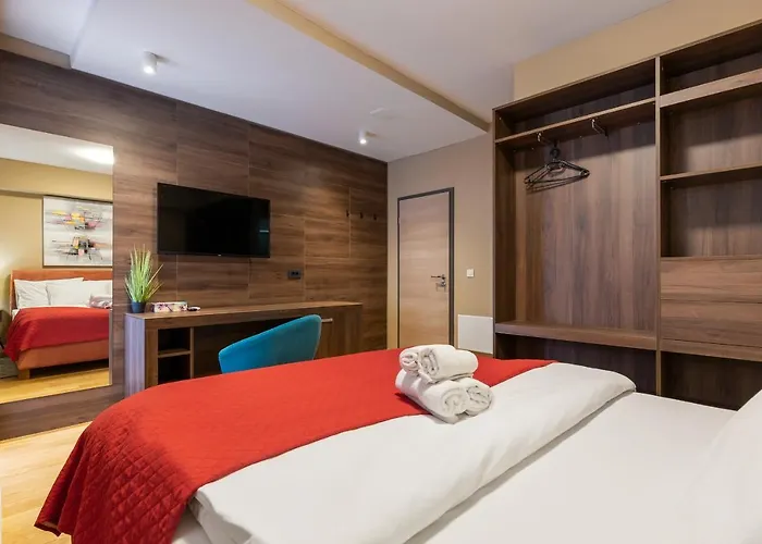 Hotel Sky