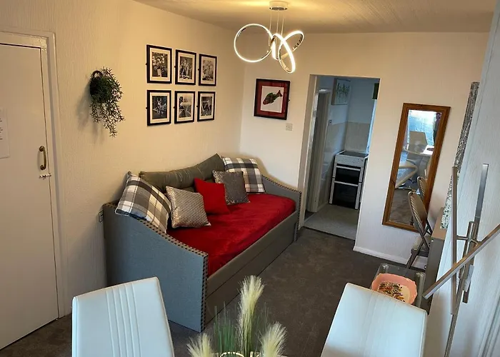 "The Celebration" Balcony Seafront Apartment