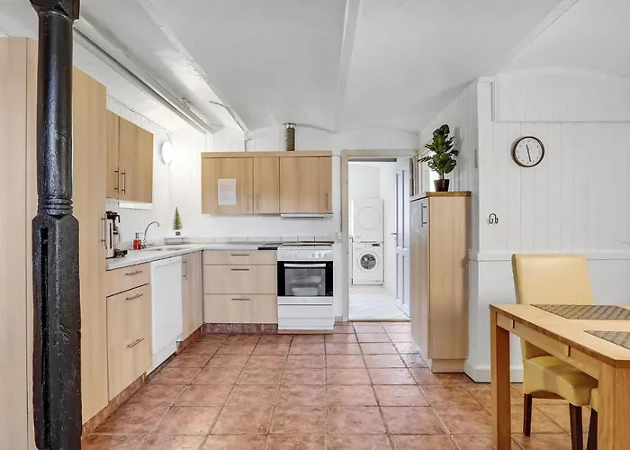 1 Bedroom Nice Apartment In Esbjerg V