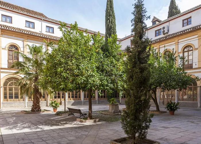 Granada Hotels with Tennis Court