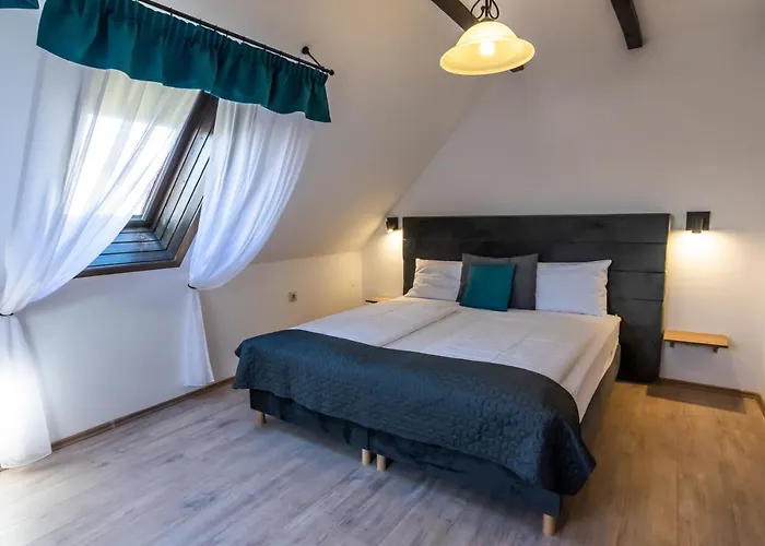 Hotel Bacchus