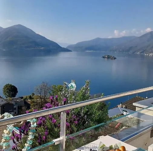 Sollevante Ascona mit Pool und fantastischem Seesicht