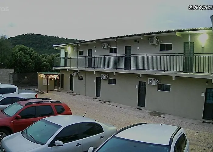 LOCANDA DA SERRA - Aptos Mobiliados e Suítes por Temporada