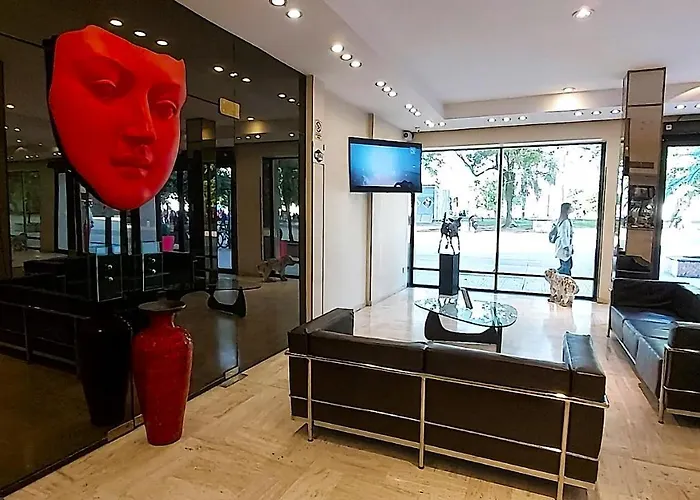Corrientes Plaza Hotel