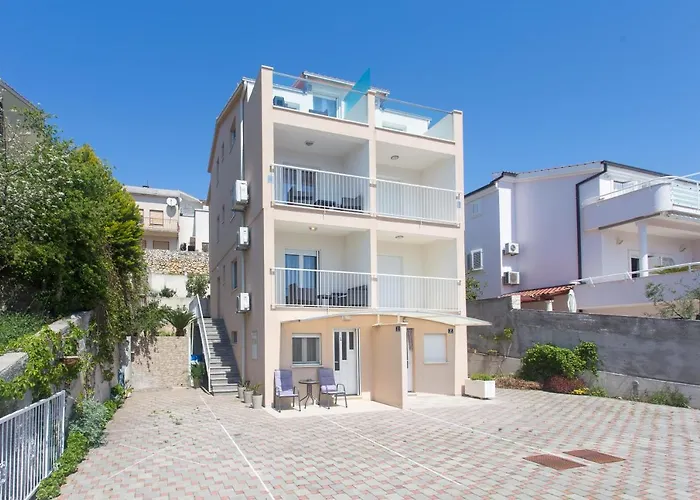 Apartments Bandic - 30 Meters To The Beach
