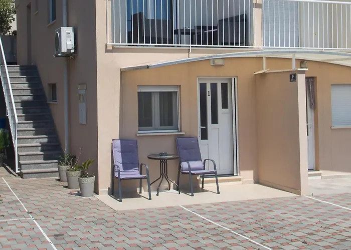 Apartments Bandic - 30 Meters To The Beach