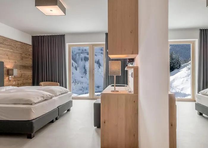 Mondschein Hotel&Chalet Ski-In Ski-Out Luxus am Arlberg