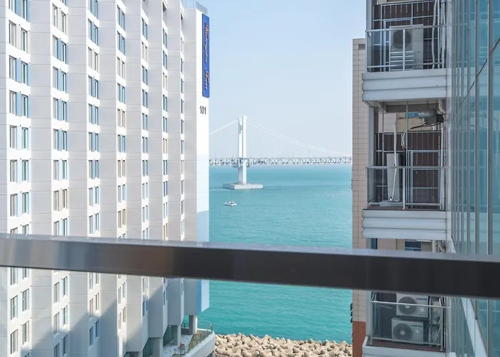 Hotel Marine view