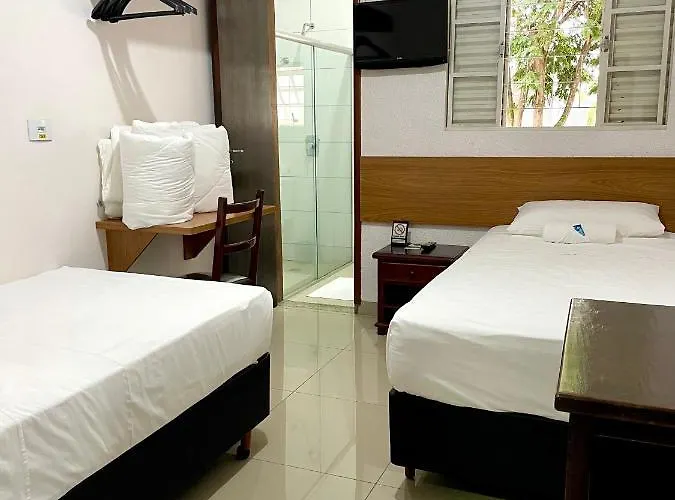 Nav Park Hotel