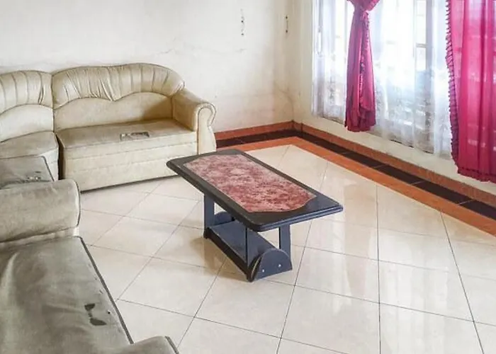 Villa Al Barokah Syariah Family Mitra Reddoorz Near Sarangan Lake