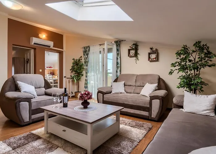 Apartmani Plavi Val