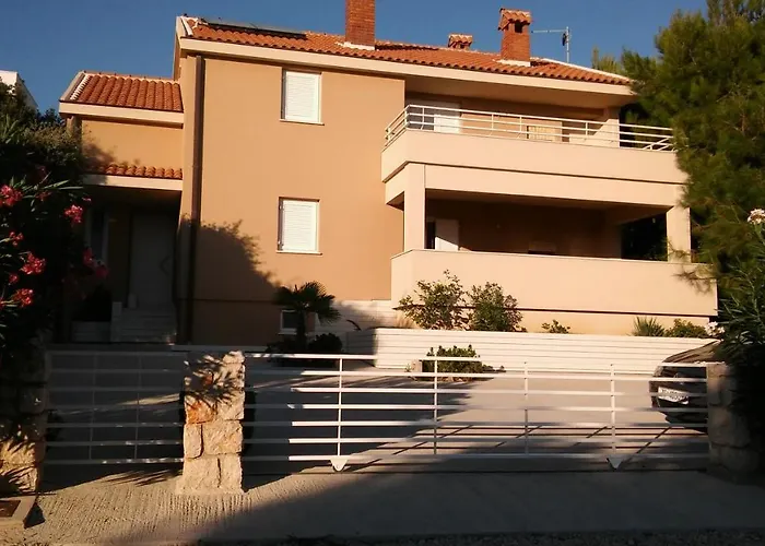 Apartmani Vrancic - Sea View & Free Parking