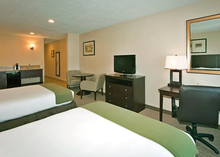 Holiday Inn Express Hotels Grants - Milan By Ihg