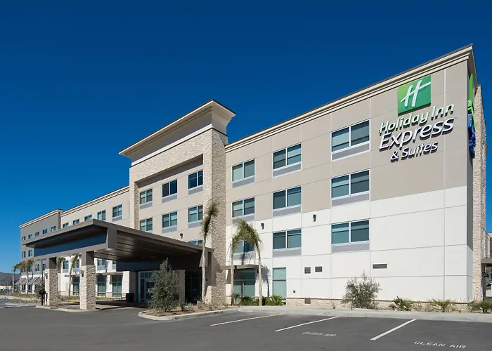 Holiday Inn Express & Suites - Murrieta, An Ihg Hotel