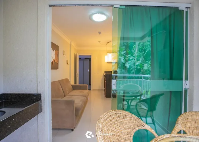 Flat com Piscina Térmica no Bombinhas Summer Beach