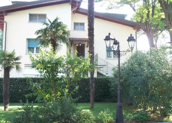 Hotel La Dépendance by Casa Bianca Lido di Jesolo