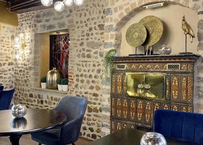 Villa Pona