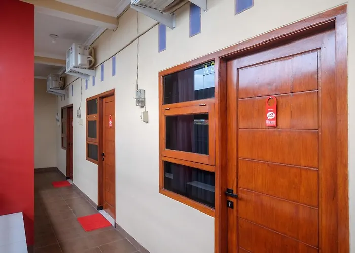 Reddoorz Syariah Near Perempatan Kartasura