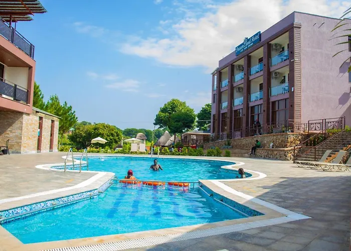 Dreamland Hotel