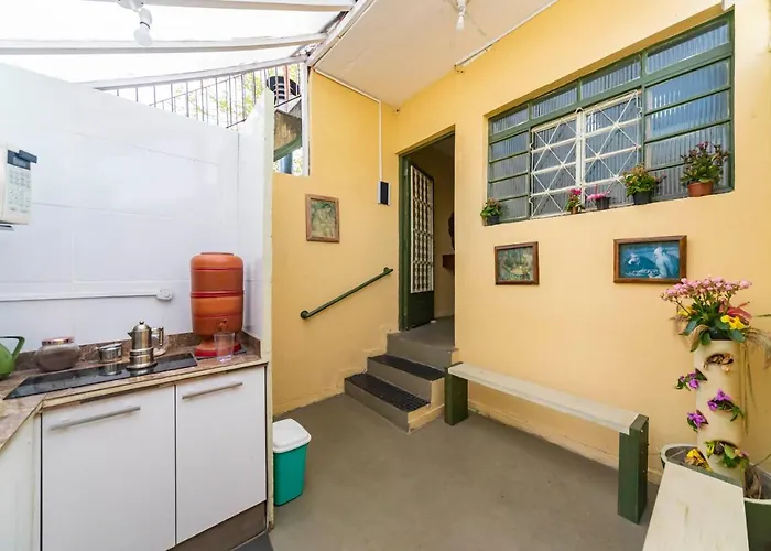 Hostel Multiverso