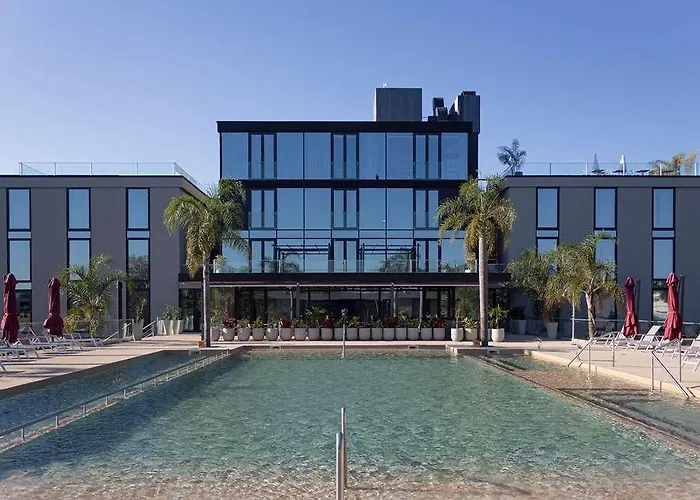 Howard Johnson By Wyndham Resistencia La Ribera