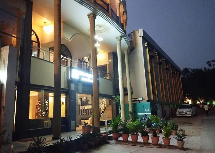 Hotel Tara Palace By Goyal Hoteliers Agra 