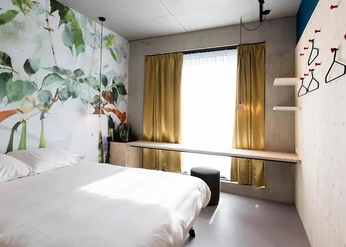 Hotel Moloko -Just A Room- Sleep&Shower-Digital Key By Sms