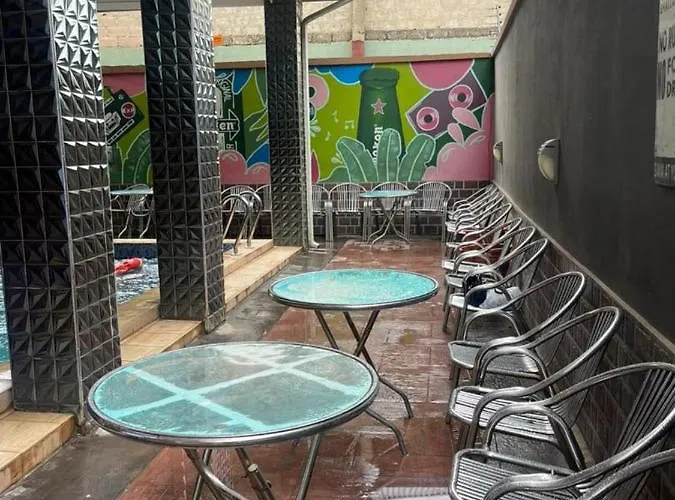 La Topik Hotel & Suites