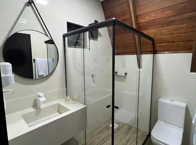 Hotel e Cabanas Perau