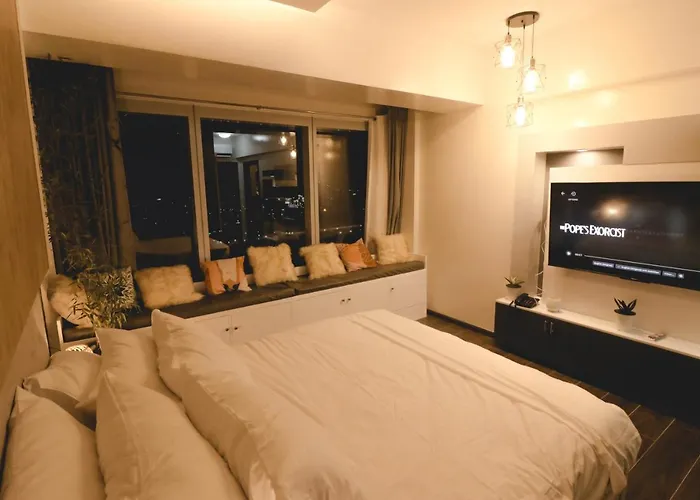 Davao Rental - Aeon Towers Condo 1Br Suite 1Bathroom With Bathtub, Kitchen, Living Room