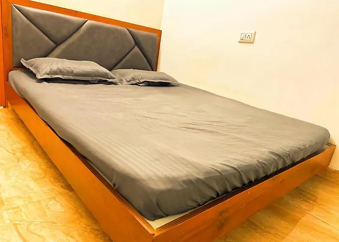 Cozy 2 Bed Room House With Kitchen And Wifi.