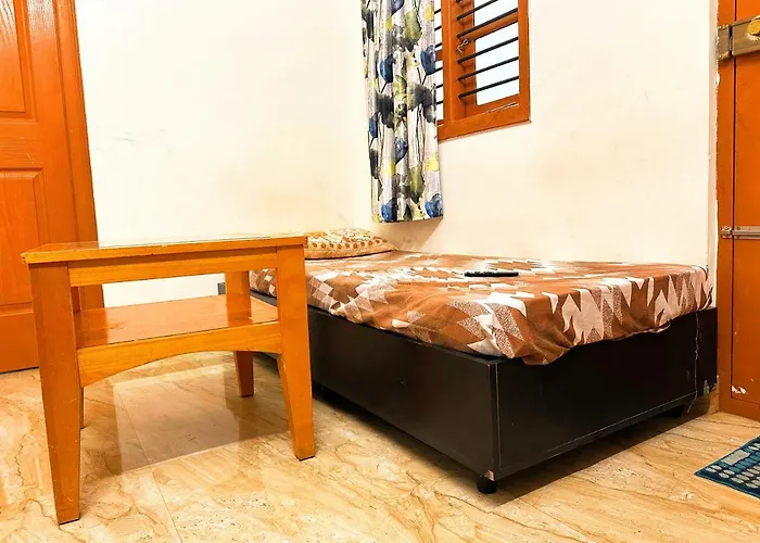Cozy 2 Bed Room House With Kitchen And Wifi.