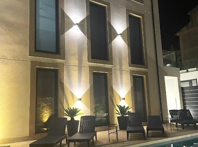 Blue Ancora Hotel