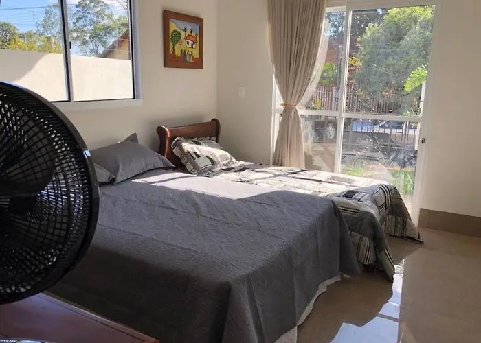 Casa bela e confortável em Chapada dos Guimarães
