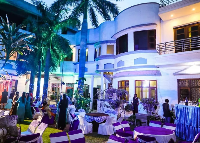 Hotel Unique House