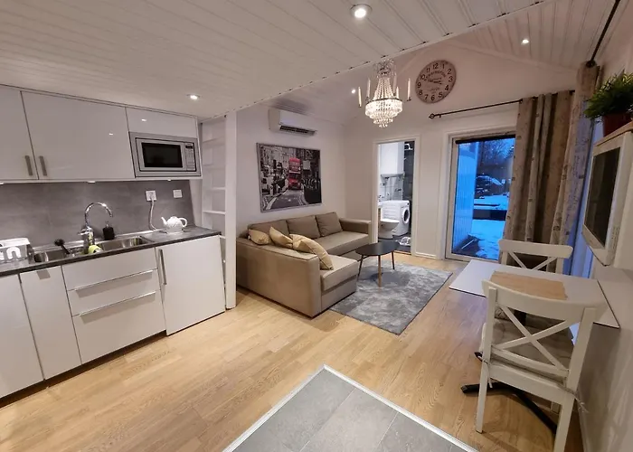 Attefallshuset Toftahoejden 7