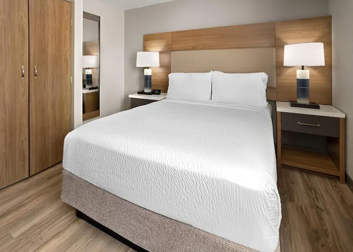 Candlewood Suites Richmond - South By Ihg
